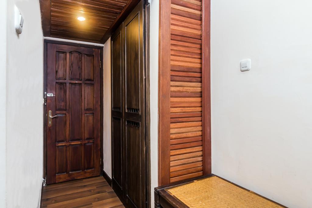 Zen Rooms Kuta Flora Luaran gambar