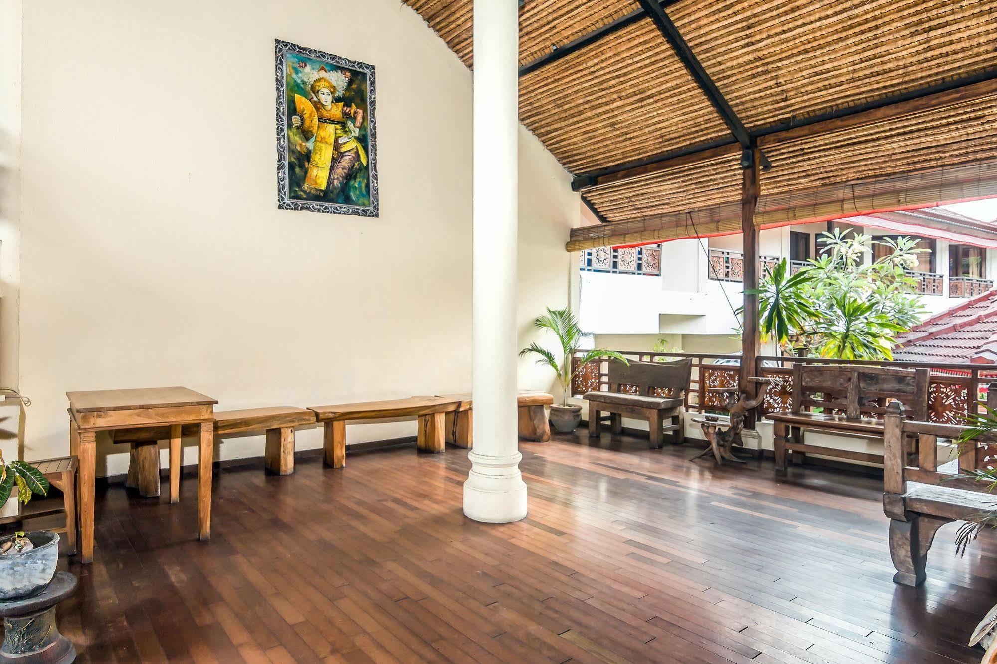 Zen Rooms Kuta Flora Luaran gambar